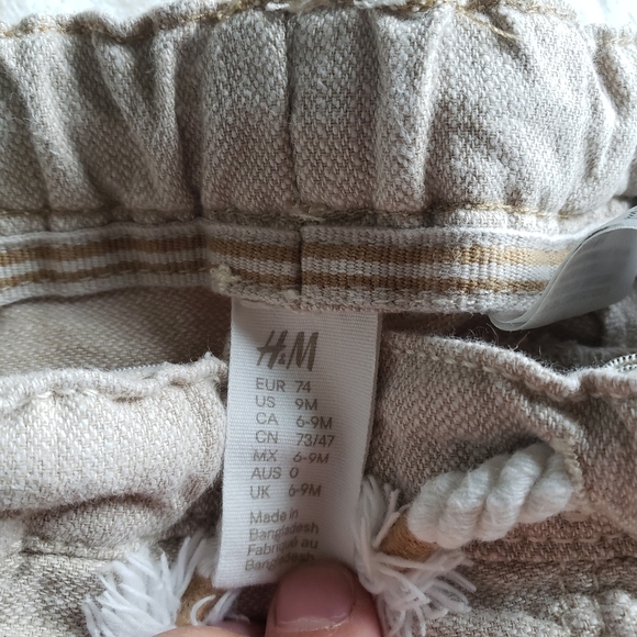 H&M baby shorts - Picture 3 of 4